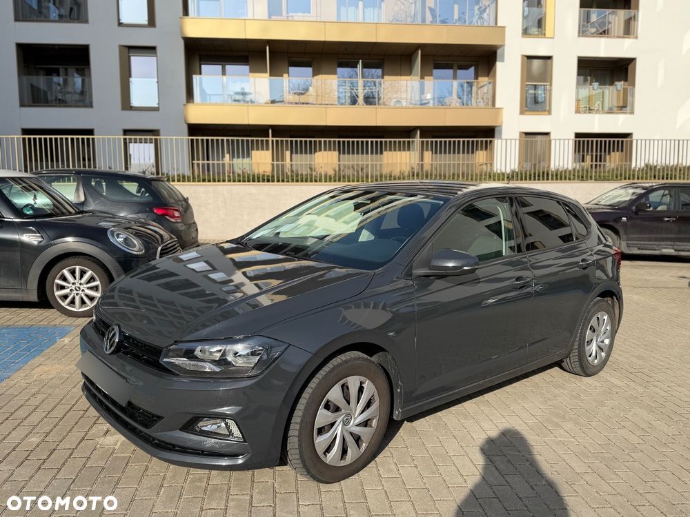 Volkswagen Polo 1.0 Comfortline - 1