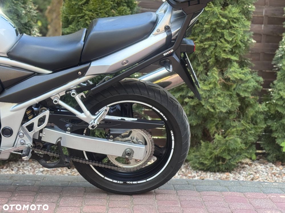 Suzuki Bandit - 20