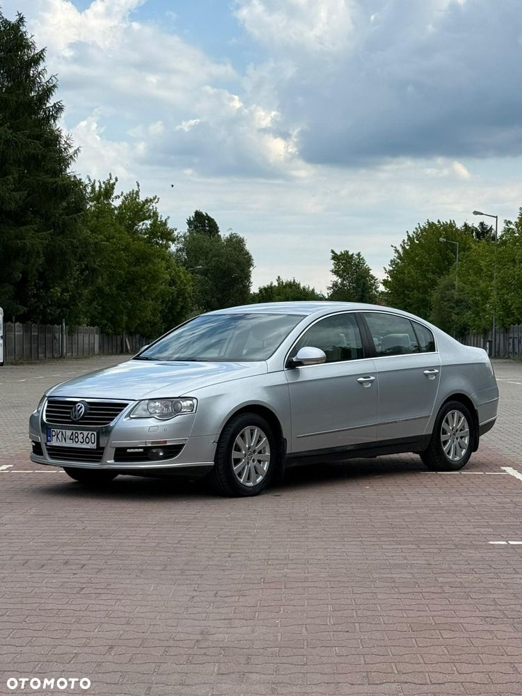Volkswagen Passat 2.0 TDI Comfortline - 6