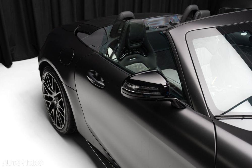 Mercedes-Benz AMG GT - 4