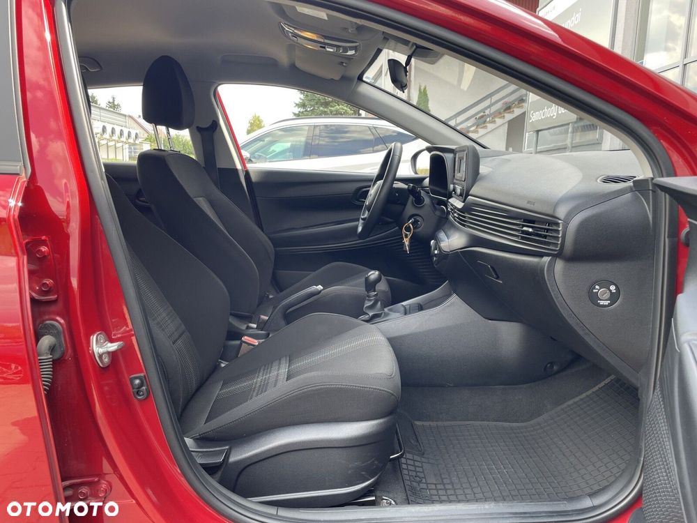 Hyundai Bayon 1.2 Pure - 24