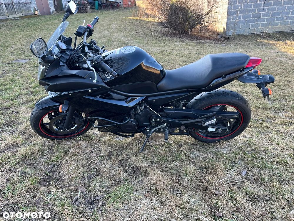 Yamaha XJ - 9