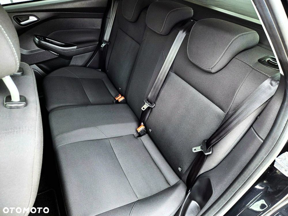 Ford Focus - 26
