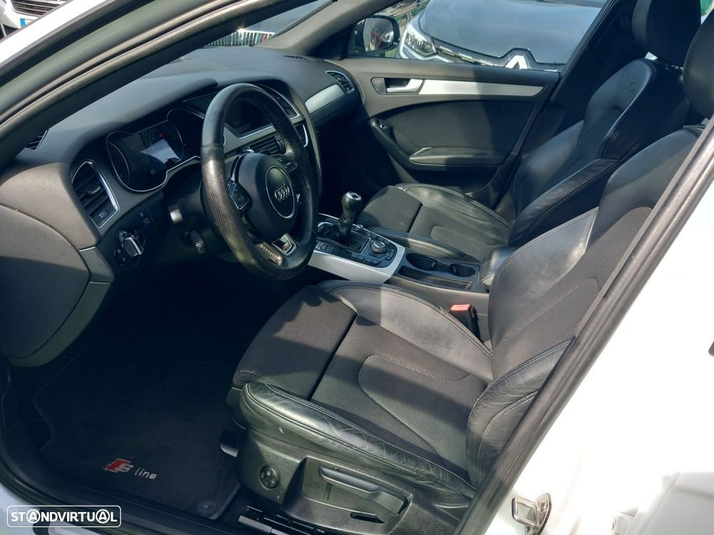 Audi A4 2.0 TDI S-line - 9
