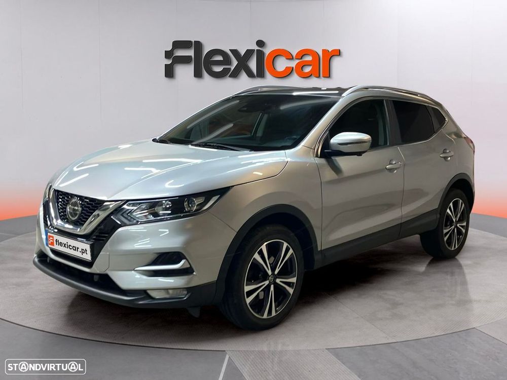 Nissan Qashqai 1.3 DIG-T N-Connecta J18 - 2