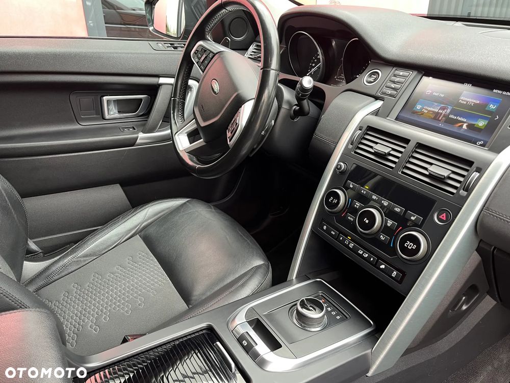 Land Rover Discovery Sport TD4 HSE Luxury - 22