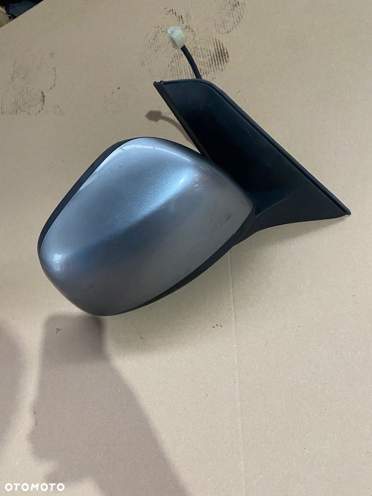 LUSTERKO PRAWE SUZUKI SX4 3PIN ZCD EUROPA - 1