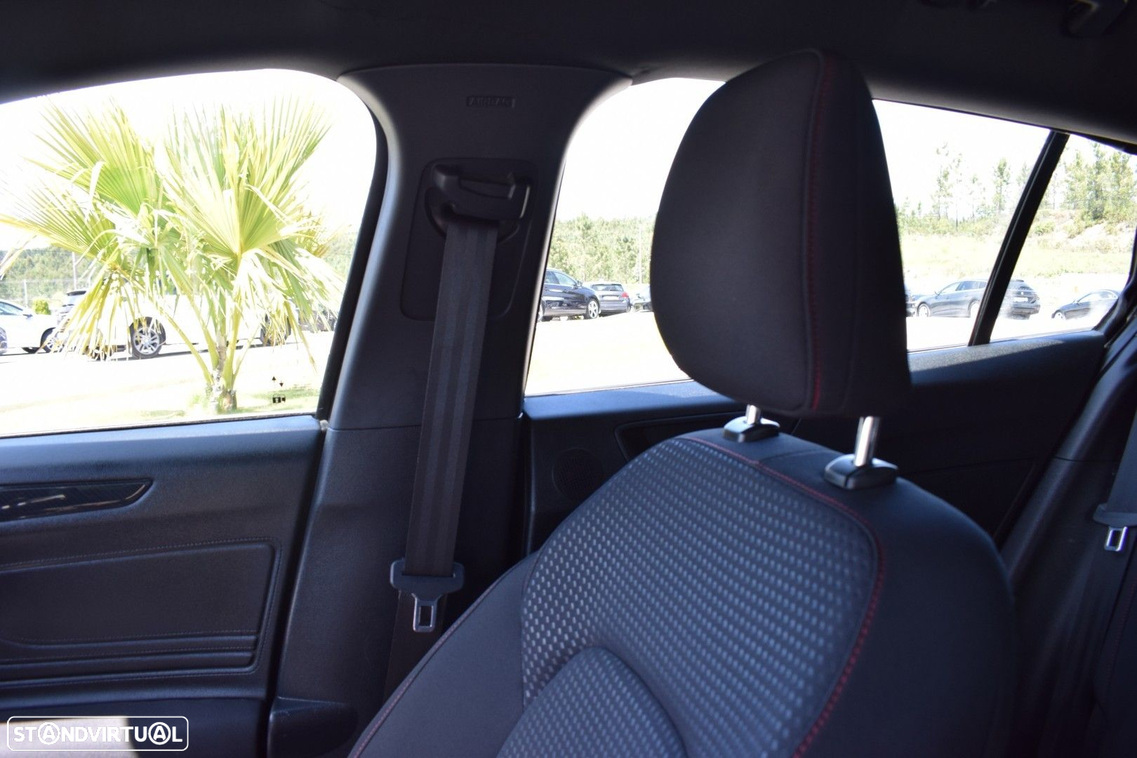 Ford Focus 1.5 TDCi EcoBlue ST-Line Aut. - 37