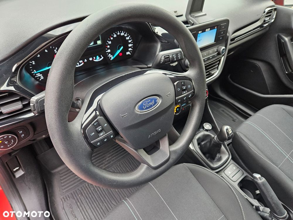 Ford Fiesta 1.1 S&S TREND - 11
