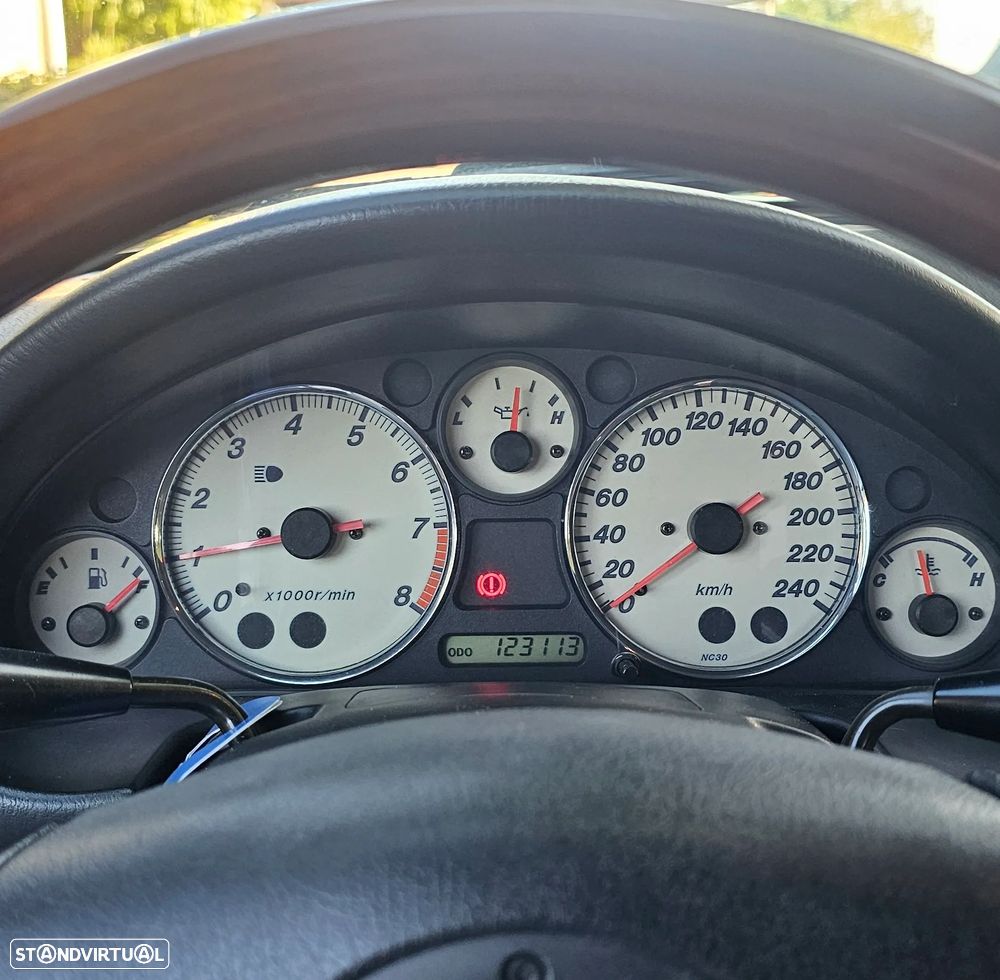 Mazda Mx-5 2003 photo 4