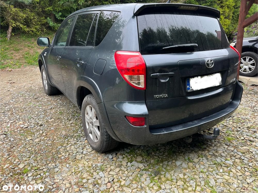 Toyota RAV4 2.2 D-4D X - 3