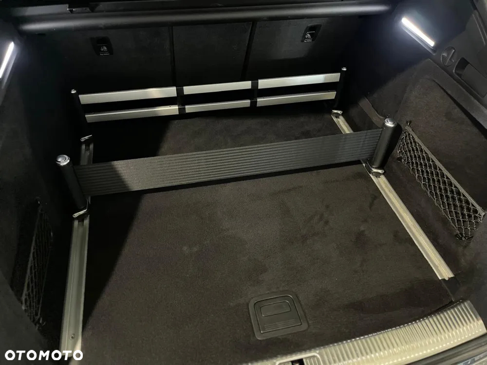 Audi A4 Avant 2.0 TDI S tronic quattro design - 15