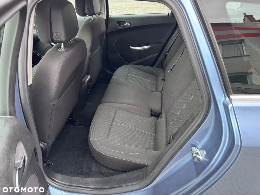 Opel Astra 1.4 Turbo Cosmo - 27