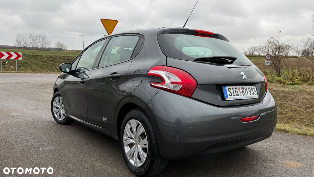 Peugeot 208 1.2 PureTech Access - 11