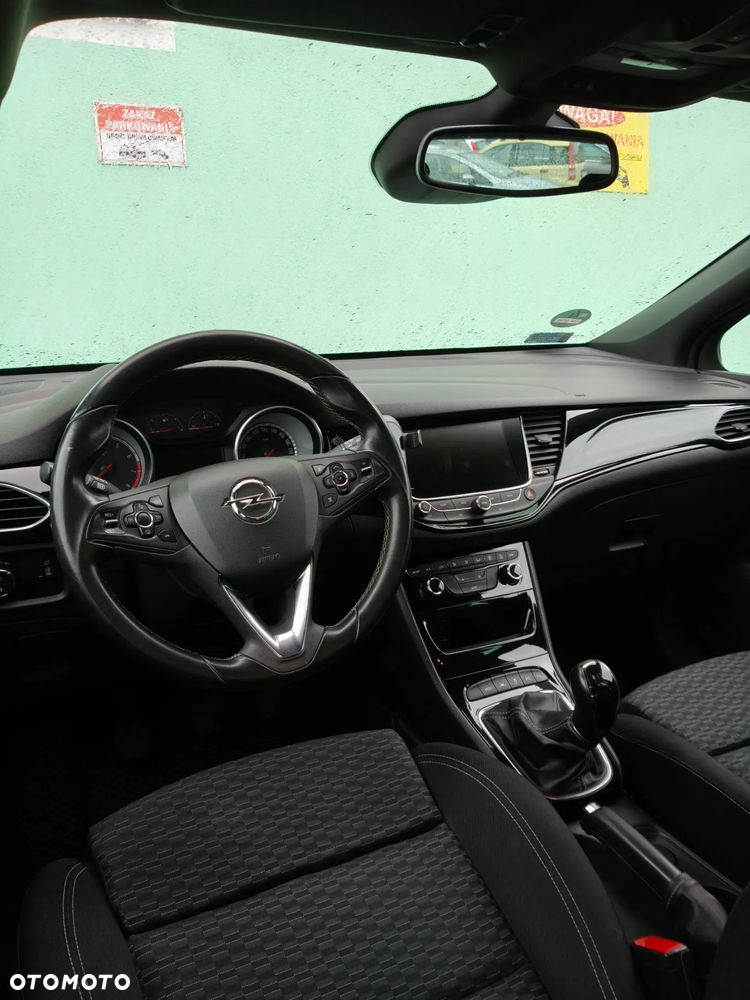 Opel Astra V 1.4 T Dynamic - 20