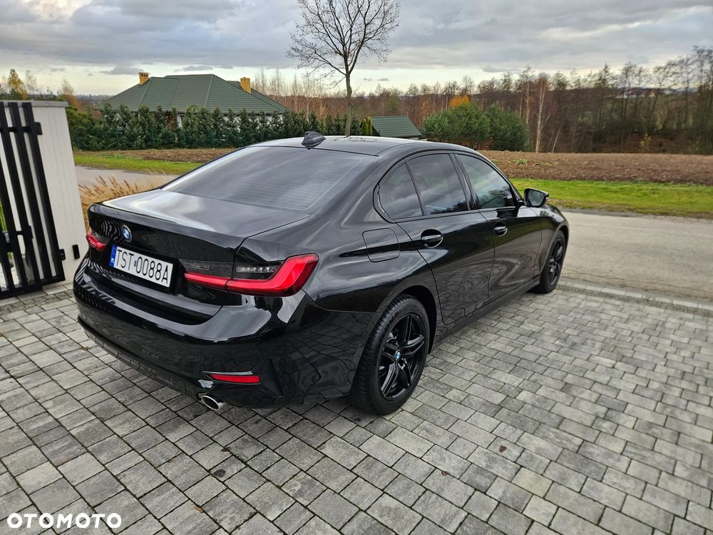 BMW Seria 3 318d Edition M Sport Shadow - 5