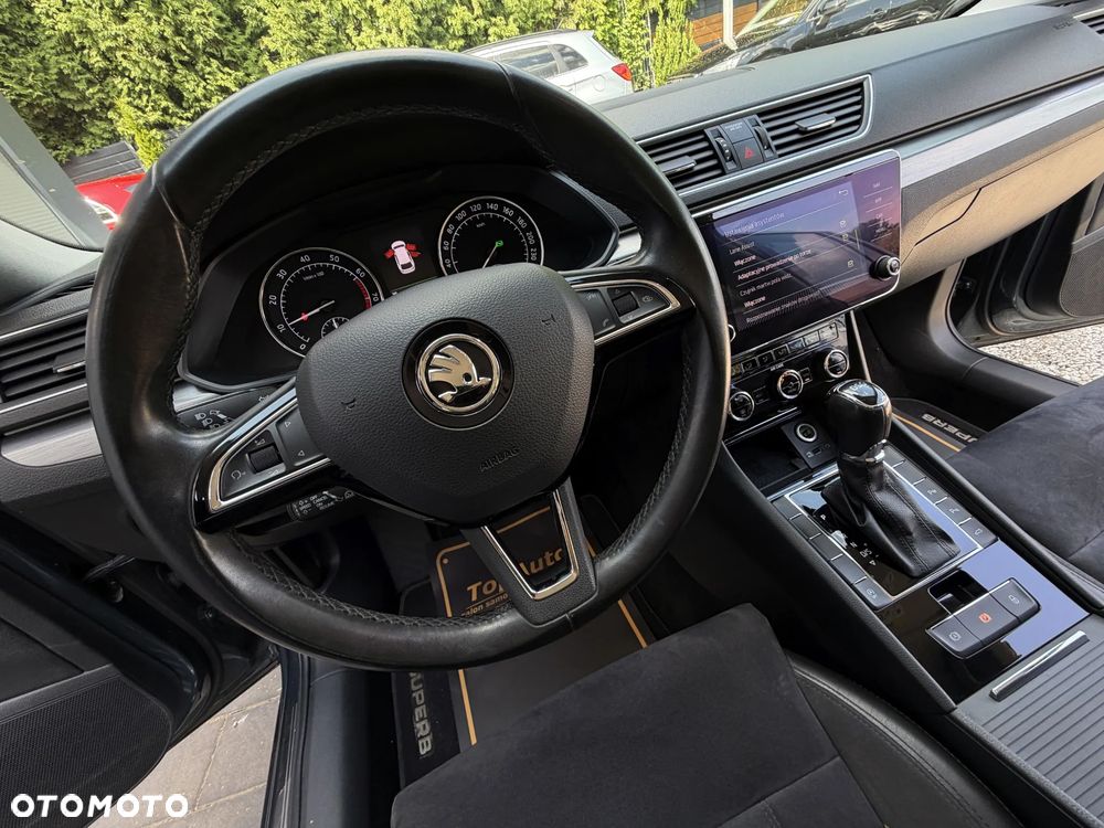 Skoda Superb 1.4 TSI ACT Ambition DSG - 30