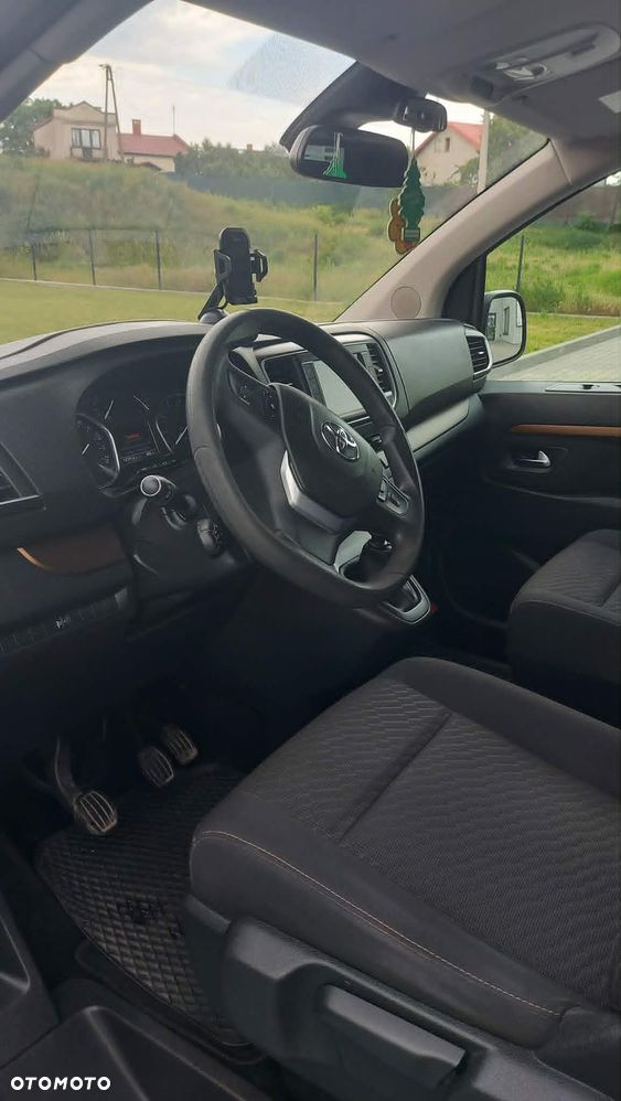 Toyota ProAce Kombi D-4D Medium 2,7t - 7
