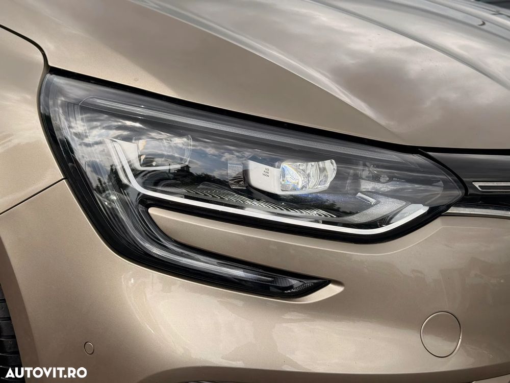 Renault Megane TCe EDC Intens - 33