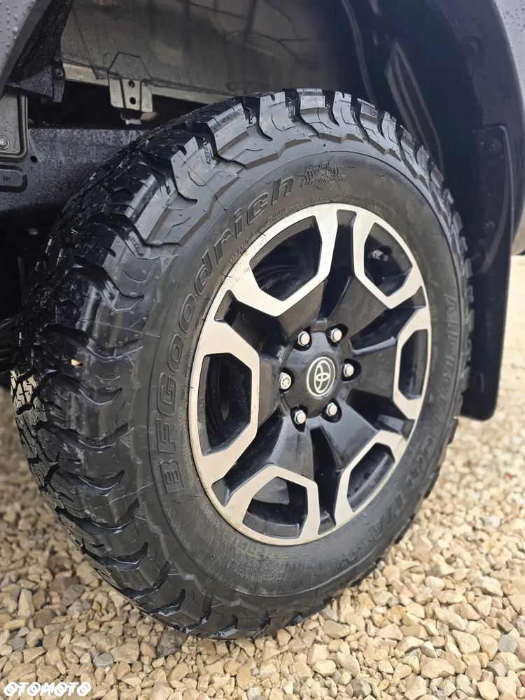 Toyota Hilux 2.8 D-4D Double Cab SR5 4x4 - 19