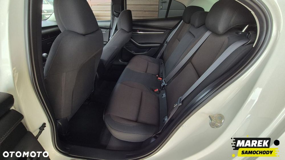Mazda 3 - 9
