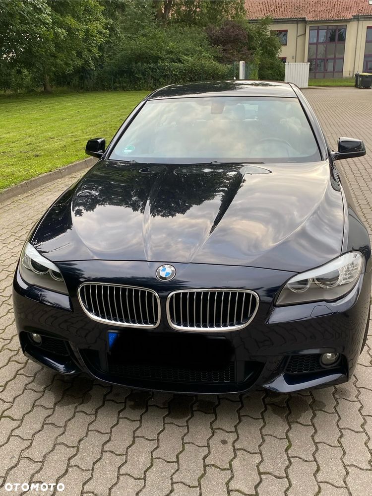 BMW Seria 5 528i xDrive - 4