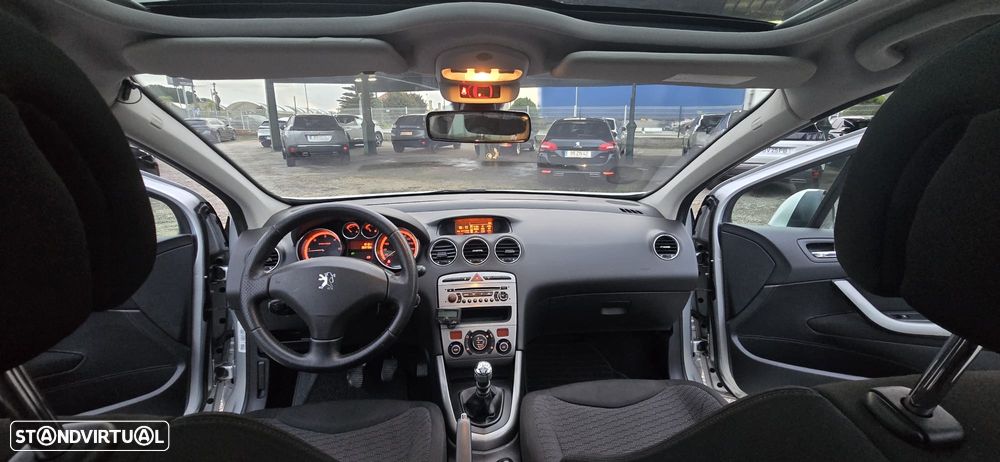 Peugeot 308 SW 1.6 HDi Premium CVM6 - 16