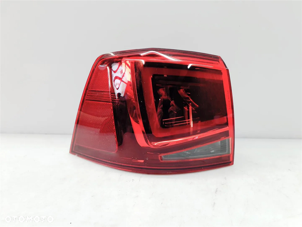 SEAT ALHAMBRA II 7N5 15r+ LEWA LAMPA TYŁ LED EU !!