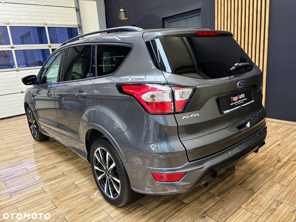 Ford Kuga 1.5 EcoBoost 2x4 ST-Line - 9