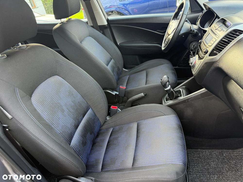 Hyundai ix20 - 10