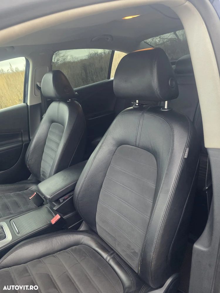 Volkswagen Passat 2.0 TDI DPF Individual Chrom - 12