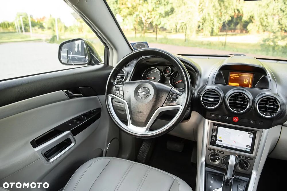 Opel Antara 2.4 4x4 Design Edition - 25