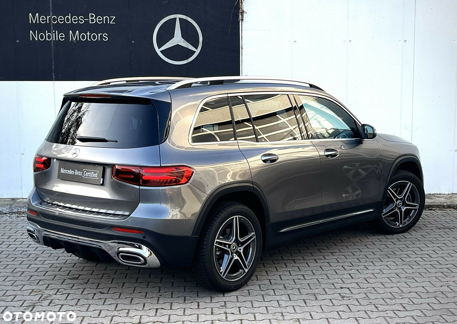 Mercedes-Benz GLB - 8