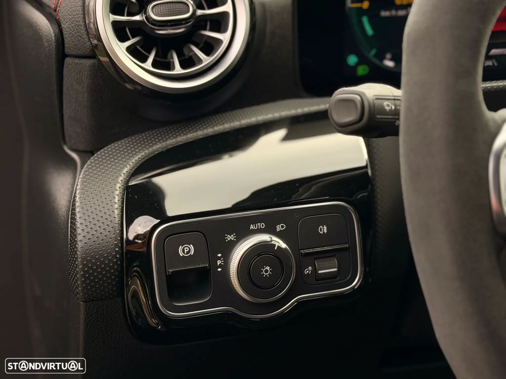 Mercedes-Benz CLA 45 AMG S 4Matic+ Speedshift 8G-D - 27