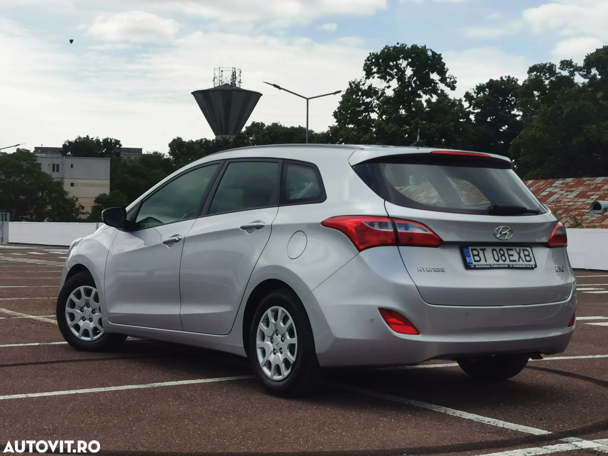 Hyundai i30 1.4 CRDi Comfort - 4