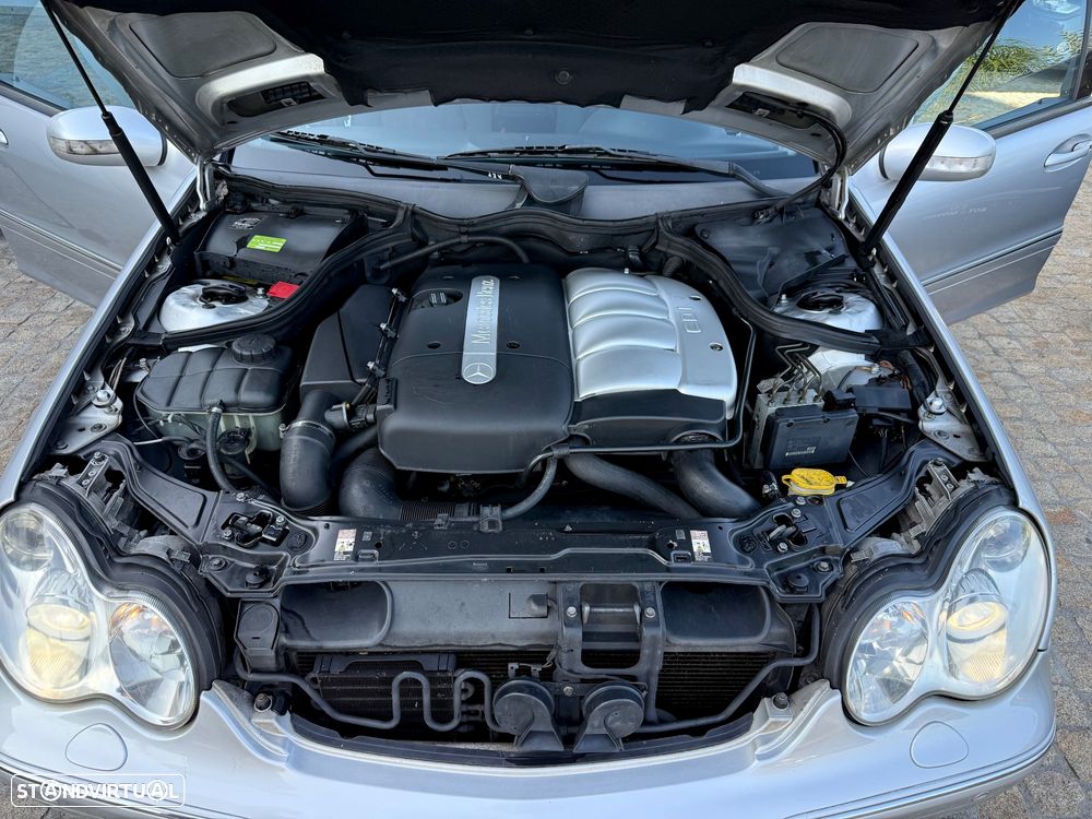 Mercedes-Benz C 220 T CDI Avantgarde - 32