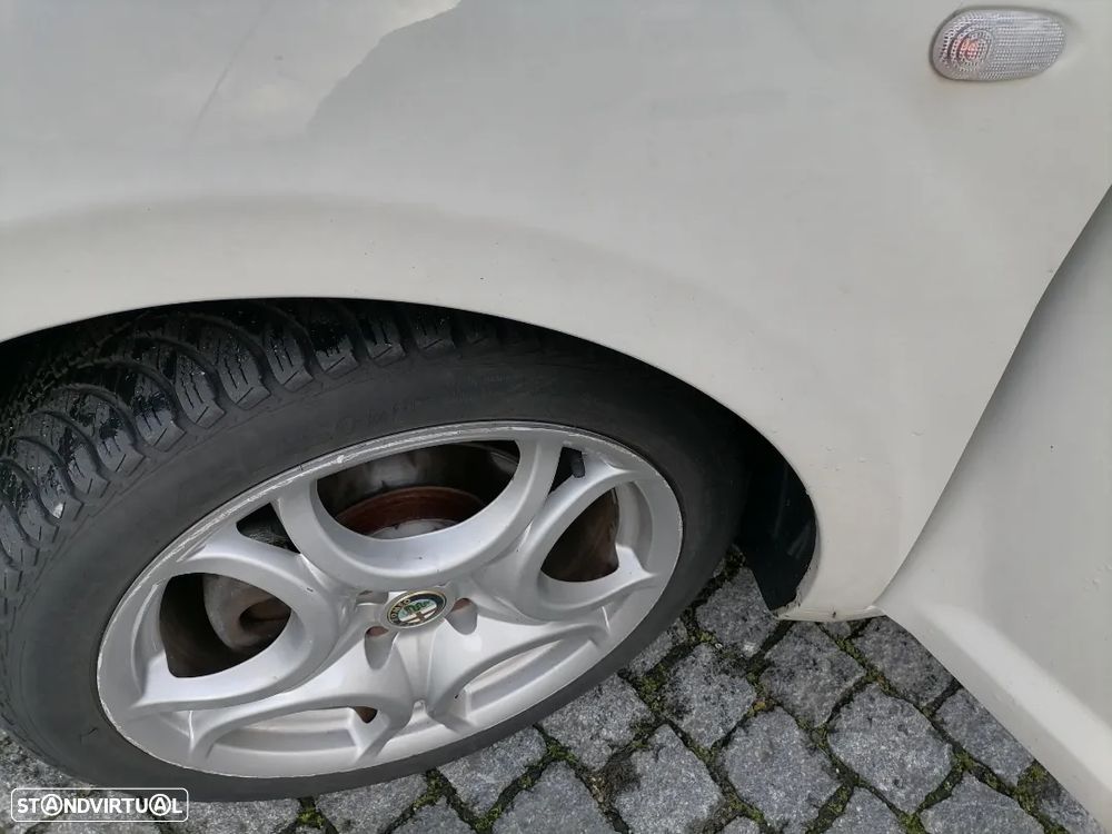 Alfa Romeo MiTo ver-1-3-jtdm-super - 18