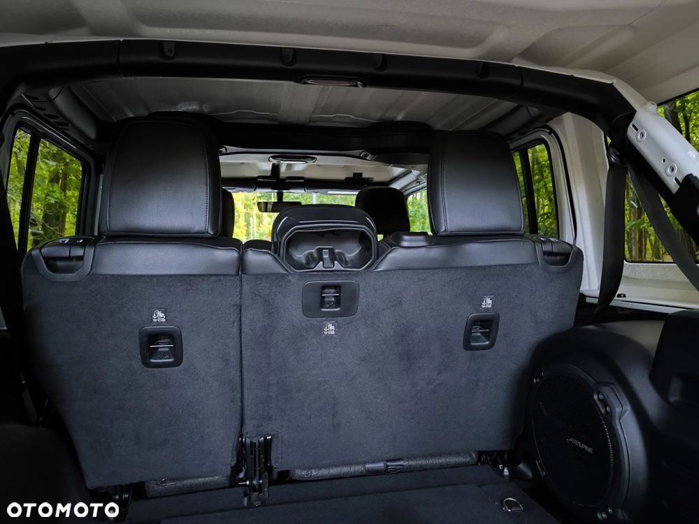 Jeep Wrangler 3.6 Unlim Rubicon - 13
