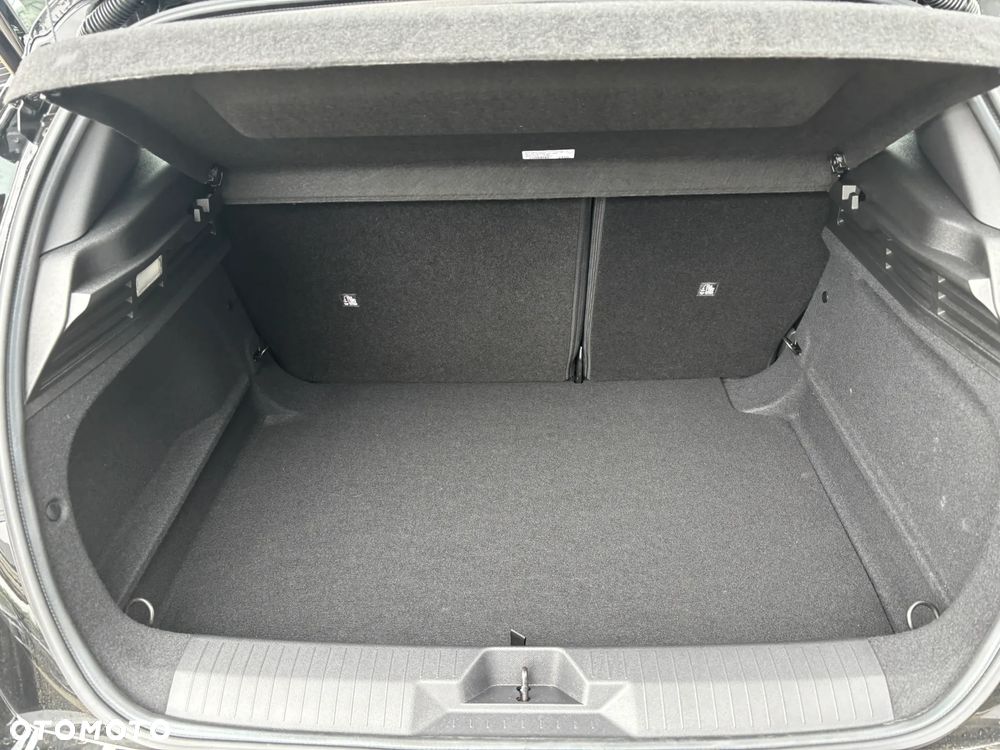 Opel Astra 1.2 T mHEV Business Edition eDTC - 23