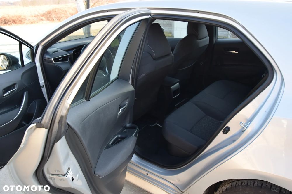 Toyota Corolla 1.8 Business Edition - 14