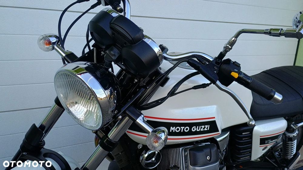 Moto Guzzi V7 - 14