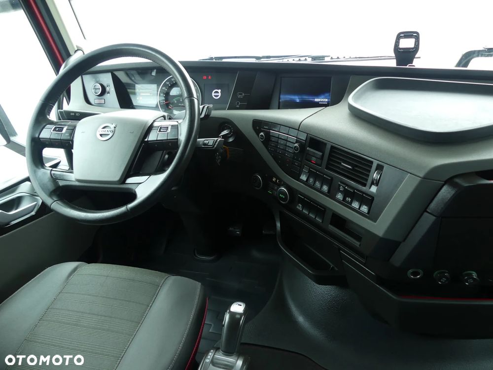 Volvo FH4 460 / EURO 6 / AUTOMAT / PEŁNY ADR / I -SHIFT / - 19