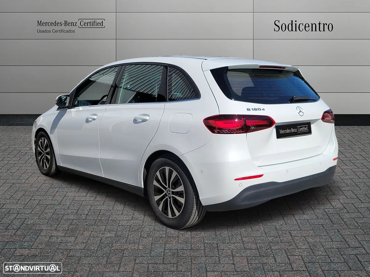 Mercedes-Benz B 180 d - 3