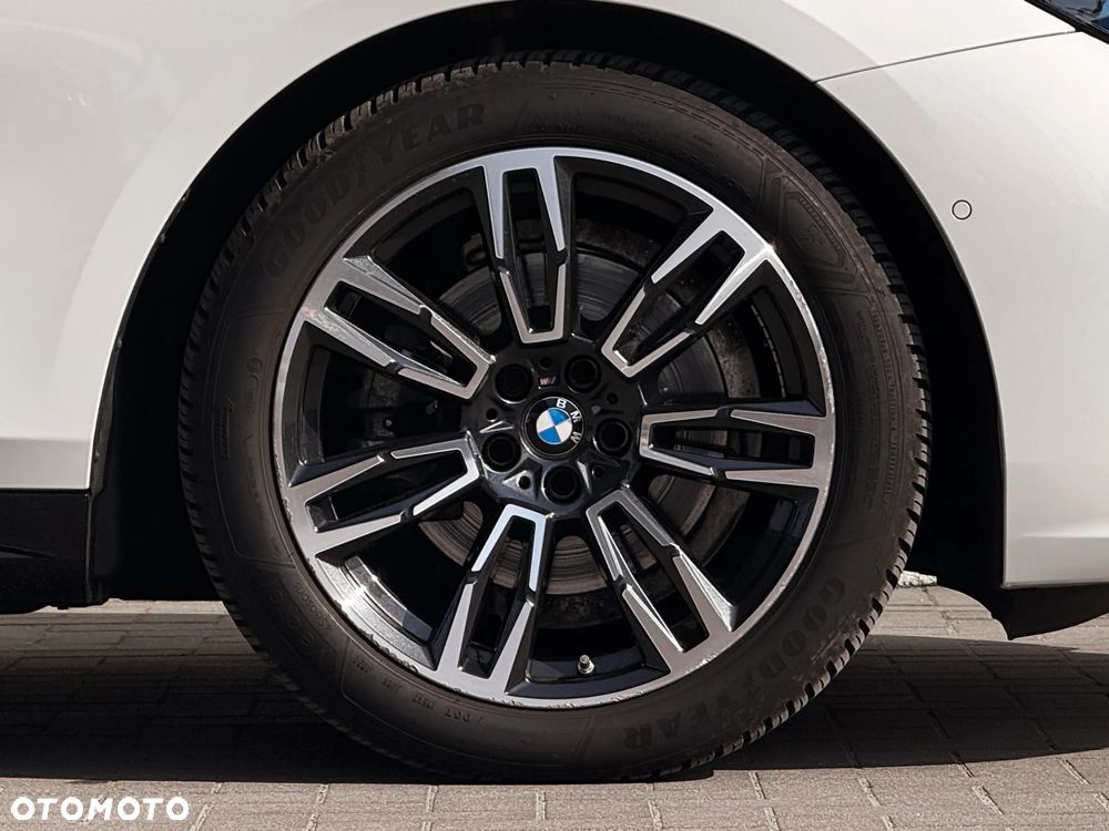 BMW Seria 5 520d - 14