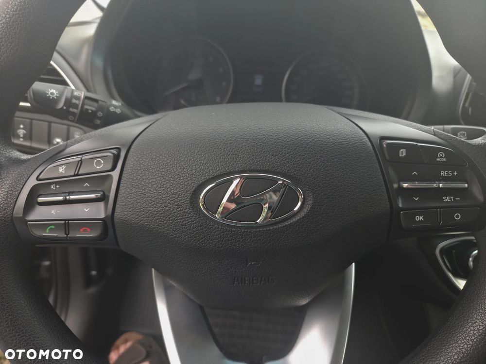 Hyundai i30 1.4 Classic + - 6