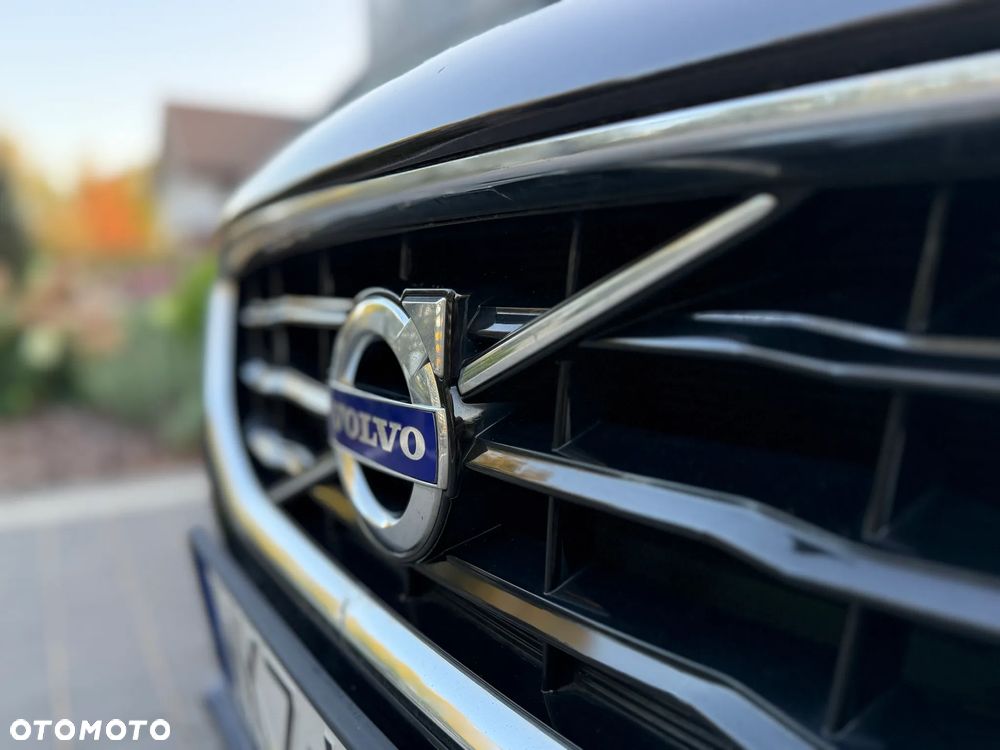 Volvo V40 D3 Momentum - 36