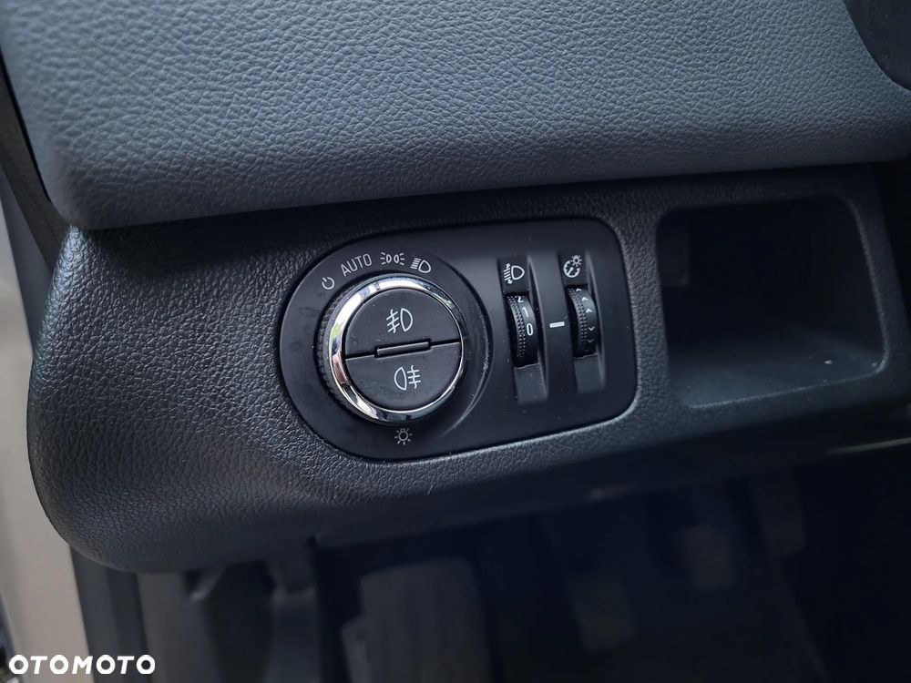 Opel Meriva - 16