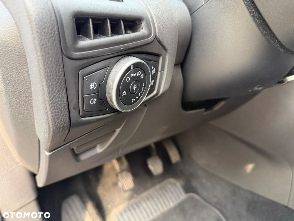 Ford Focus - 27