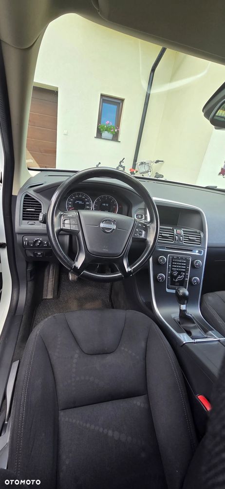 Volvo XC 60 D3 Momentum - 18