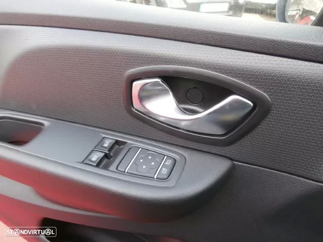 Renault Clio Sport Tourer 0.9 TCE Confort - 19
